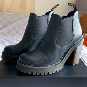 Doc Martens Hurston Chelsea boot size 7